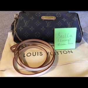 Rare Eva Clutch in Monogram💕